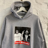Biggie & Tupac Trust Nobody Printed Hoodie In Grey