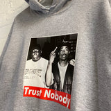 Biggie & Tupac Trust Nobody Printed Hoodie In Grey