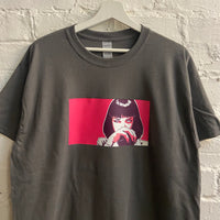 Mia Wallace Cocaine Pulp Fiction Printed Tee In Charcoal