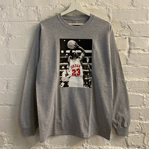 Michael Jordan Basketball Printed Long Sleeve Tee In Grey